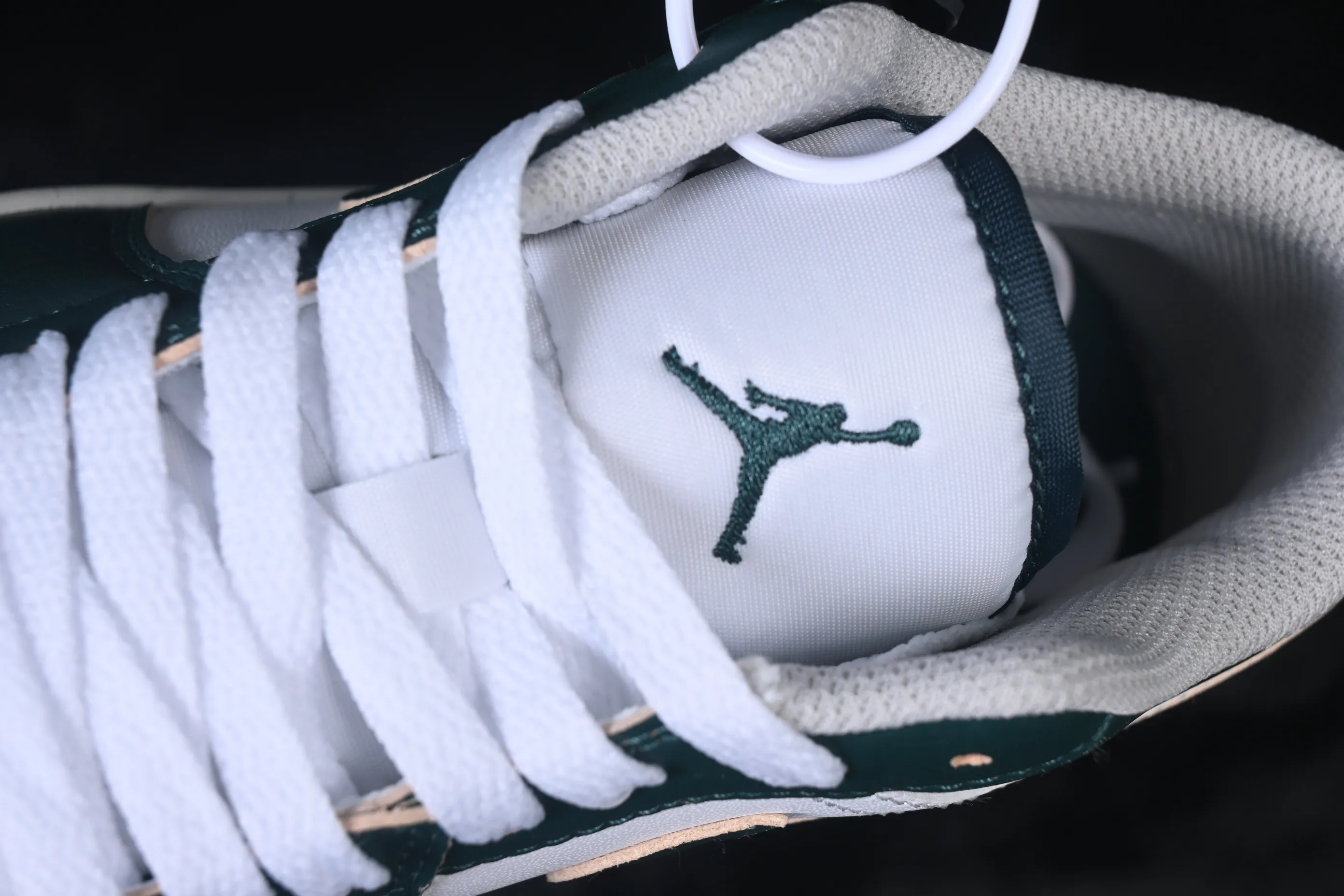 All categories Air Jordan Jordan series basketball shoes Air Jordan 1 Low Air Jordan 1 Low AJ1 Joe 1 white and green low-top cultural and casual sneakers FQ7687-300